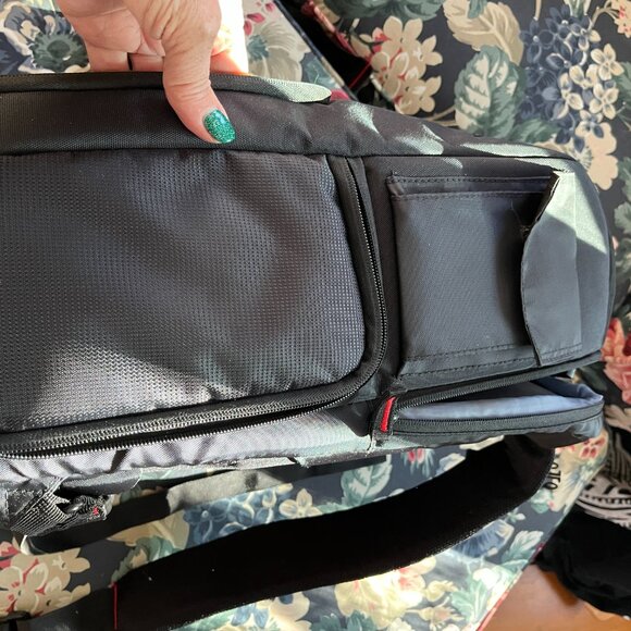 Deco Gear Camera Backpack - Picture 5 of 9